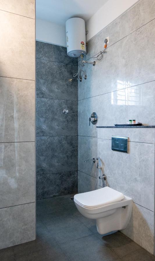 The Silver Chimes Suites Bangalore Luaran gambar