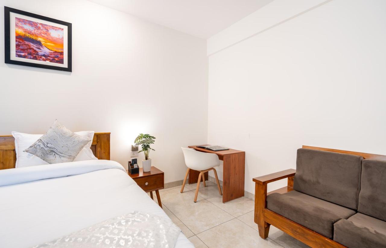 The Silver Chimes Suites Bangalore Luaran gambar